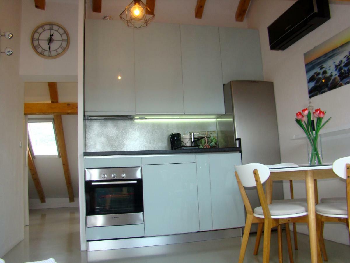 Kike Apartment Kaštela المظهر الخارجي الصورة