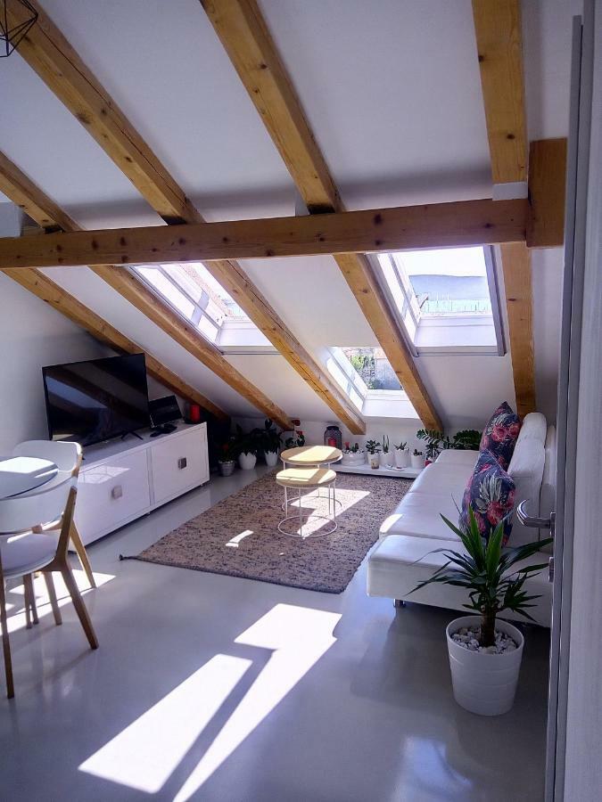 Kike Apartment Kaštela المظهر الخارجي الصورة